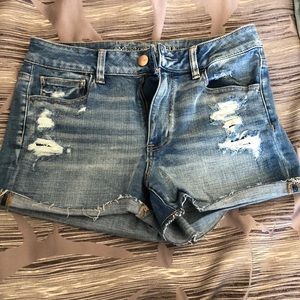 360 stretch American Eagle distressed shorts
